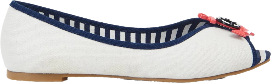 Lulu Hun Delia Marine Flats